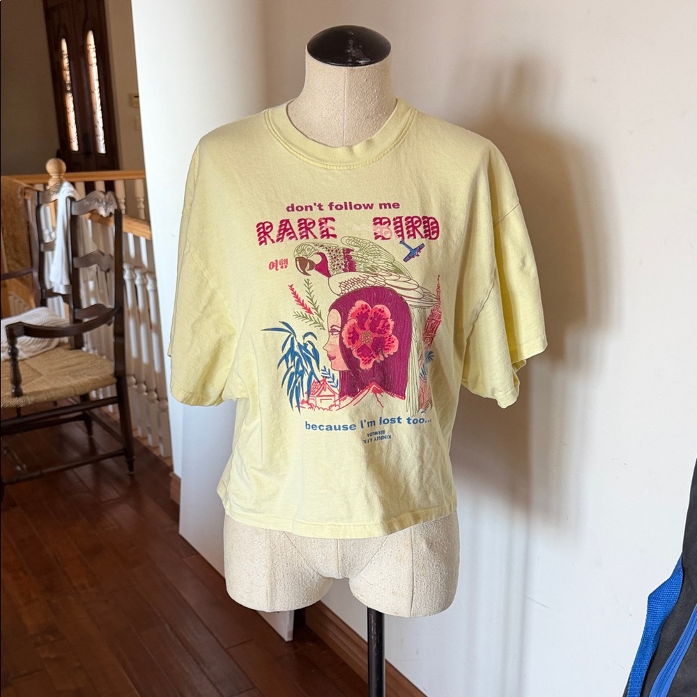 Mother sz Smsll Vintage-Inspired Yellow Graphic Tee - 'Rare Bird'